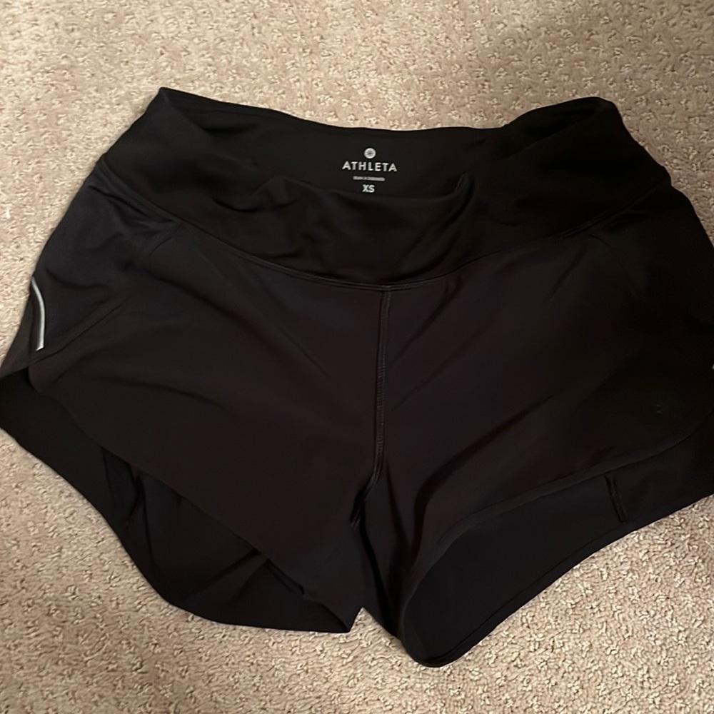 Athleta Run with it short